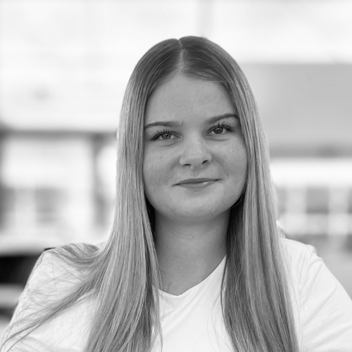 Natalie-Sobek_SEAT-CUPRA_Serviceassistentin